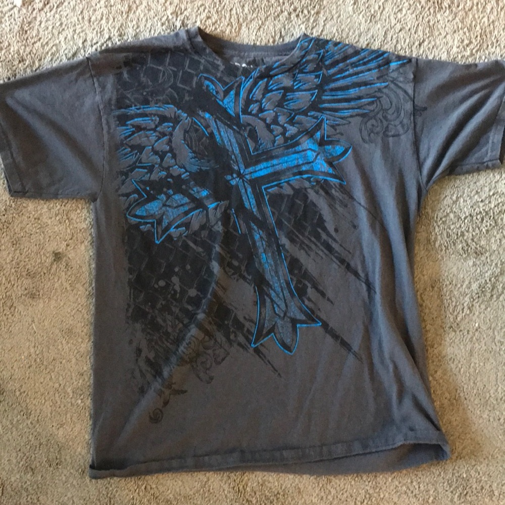 Large short sleeve gray shirt